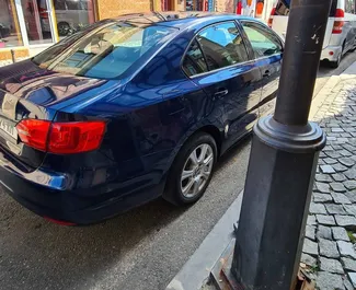 Noleggio auto Volkswagen Jetta 2012 in Georgia, con carburante Benzina e 190 cavalli di potenza ➤ A partire da 103 GEL al giorno.