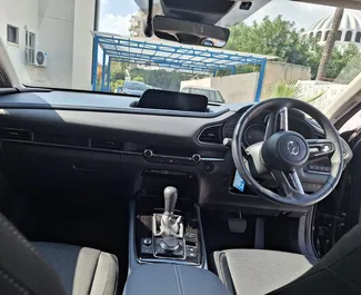 Noleggio auto Mazda CX-30 2020 a Cipro, con carburante Benzina e 115 cavalli di potenza ➤ A partire da 75 EUR al giorno.