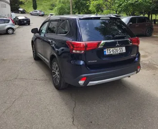 Motore Benzina da 2,4L di Mitsubishi Outlander Xl 2016 per il noleggio a Tbilisi.