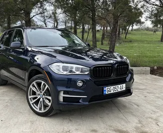 Noleggio auto BMW X5 #7265 Automatico a Tbilisi, dotata di motore 3,0L ➤ Da Nikoloz in Georgia.