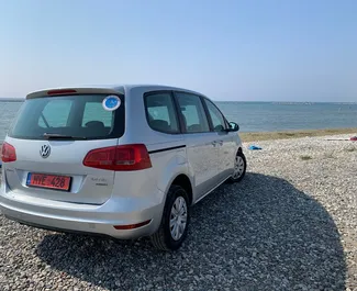 Noleggio auto Volkswagen Sharan #7204 Automatico a Larnaca, dotata di motore 2,0L ➤ Da Maxim a Cipro.