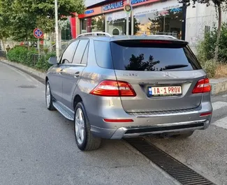 Noleggio auto Mercedes-Benz ML350 2013 in Albania, con carburante Diesel e 302 cavalli di potenza ➤ A partire da 100 EUR al giorno.