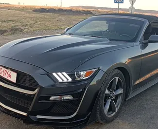 Noleggio auto Ford Mustang Cabrio 2017 in Georgia, con carburante Benzina e 310 cavalli di potenza ➤ A partire da 418 GEL al giorno.