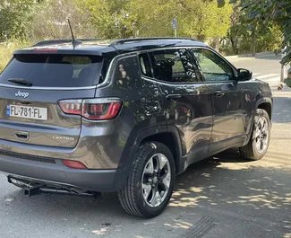 Noleggio Jeep Compass. Auto Comfort, Crossover per il noleggio in Georgia ✓ Cauzione di Deposito di 150 GEL ✓ Opzioni assicurative RCT, CDW, Passeggeri, Furto.