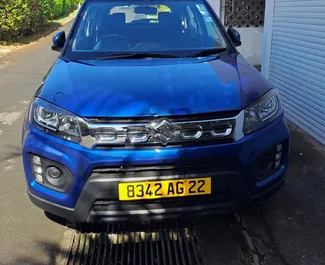 Noleggio auto Suzuki Vitara Brezza #7380 Automatico all'aeroporto di Mauritius, dotata di motore 1,5L ➤ Da Jeff a Mauritius.