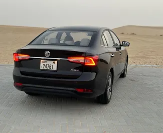 Noleggio auto MG 5 2022 negli Emirati Arabi Uniti, con carburante Benzina e 120 cavalli di potenza ➤ A partire da 120 AED al giorno.