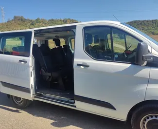 Noleggio auto Ford Tourneo Custom 2014 in Albania, con carburante Diesel e 120 cavalli di potenza ➤ A partire da 80 EUR al giorno.