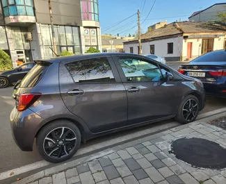 Noleggio auto Toyota Yaris #7813 Automatico a Kutaisi, dotata di motore 1,5L ➤ Da Ashkan in Georgia.