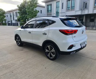 MG ZS 2022 disponibile per il noleggio all'aeroporto Don Muang di Bangkok, con limite di chilometraggio di illimitato.