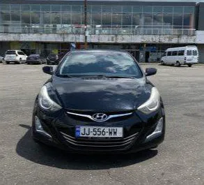 Vista frontale di un noleggio Hyundai Elantra a Kutaisi, Georgia ✓ Auto #7746. ✓ Cambio Automatico TM ✓ 0 recensioni.