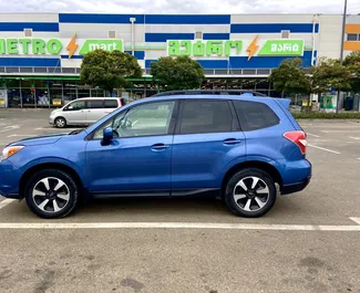 Subaru Forester 2016 con sistema A trazione integrale, disponibile a Tbilisi.