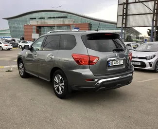 Noleggio Nissan Pathfinder. Auto Comfort, Premium, SUV, Crossover per il noleggio in Georgia ✓ Cauzione di Senza deposito ✓ Opzioni assicurative RCT, CDW.