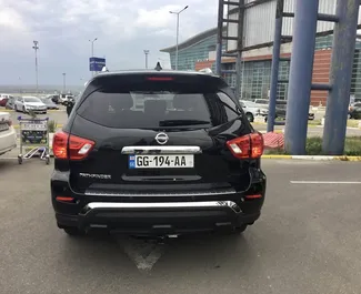 Motore Benzina da 3,5L di Nissan Pathfinder 2020 per il noleggio a Tbilisi.