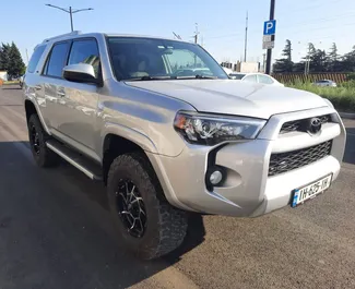 Noleggio auto Toyota 4 Runner 2017 in Georgia, con carburante Benzina e 273 cavalli di potenza ➤ A partire da 220 GEL al giorno.