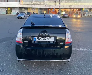 Motore Ibrido da 1,5L di Toyota Prius 2008 per il noleggio a Kutaisi.