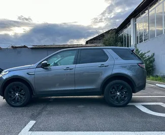 Noleggio auto Land Rover Discovery Sport 2015 in Albania, con carburante Diesel e 190 cavalli di potenza ➤ A partire da 64 EUR al giorno.