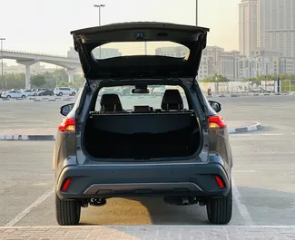 Toyota Corolla Cross 2023 con sistema A trazione anteriore, disponibile a Dubai.