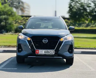 Noleggio auto Nissan Kicks 2024 negli Emirati Arabi Uniti, con carburante Benzina e 118 cavalli di potenza ➤ A partire da 90 AED al giorno.