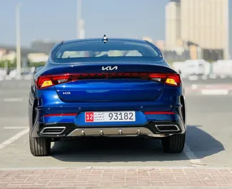 Noleggio Kia K5. Auto Comfort, Premium per il noleggio negli Emirati Arabi Uniti ✓ Cauzione di Senza deposito ✓ Opzioni assicurative RCT, FDW, Giovane.