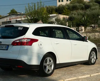 Noleggio Ford Focus SW. Auto Economica, Comfort per il noleggio in Albania ✓ Cauzione di Deposito di 100 EUR ✓ Opzioni assicurative RCT, Furto, All'estero, Giovane.