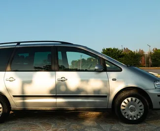 Noleggio auto Volkswagen Sharan #8206 Automatico a Durazzo, dotata di motore 1,9L ➤ Da Slava in Albania.