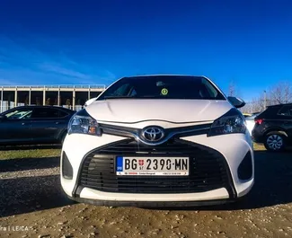 Noleggio auto Toyota Yaris #8447 Manuale all'aeroporto di Belgrado, dotata di motore 1,0L ➤ Da Suzana in Serbia.