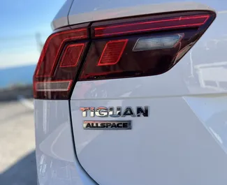 Noleggio auto Volkswagen Tiguan 2019 in Montenegro, con carburante Diesel e 150 cavalli di potenza ➤ A partire da 50 EUR al giorno.