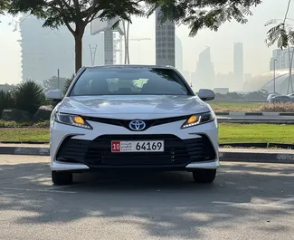Noleggio auto Toyota Camry #8424 Automatico a Dubai, dotata di motore 2,5L ➤ Da Rodi negli Emirati Arabi Uniti.