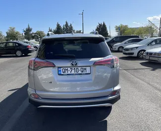 Motore Benzina da 2,5L di Toyota Rav4 2018 per il noleggio all'aeroporto di Tbilisi.