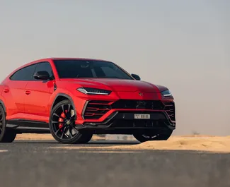 Vista frontale di un noleggio Lamborghini Urus a Dubai, Emirati Arabi Uniti ✓ Auto #8398. ✓ Cambio Automatico TM ✓ 0 recensioni.