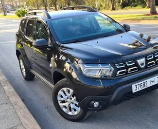 Vista frontale di un noleggio Dacia Duster all'aeroporto di Casablanca, Marocco ✓ Auto #8796. ✓ Cambio Automatico TM ✓ 0 recensioni.