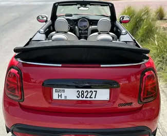 Noleggio auto Mini Cooper S 2023 negli Emirati Arabi Uniti, con carburante Benzina e 192 cavalli di potenza ➤ A partire da 420 AED al giorno.