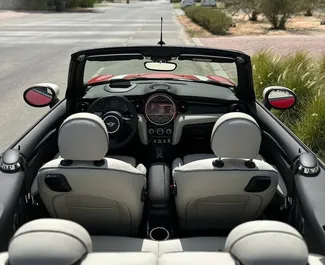 Noleggio Mini Cooper S. Auto Comfort, Premium, Cabrio per il noleggio negli Emirati Arabi Uniti ✓ Cauzione di Senza deposito ✓ Opzioni assicurative RCT, SCDW, Passeggeri, Furto, Senza deposito.