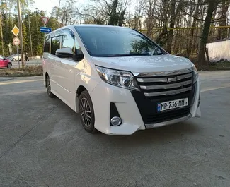 Noleggio auto Toyota Noah 2020 in Georgia, con carburante Benzina e 180 cavalli di potenza ➤ A partire da 184 GEL al giorno.