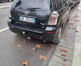 Noleggio auto Toyota Corolla Verso 2007 in Albania, con carburante Diesel e 150 cavalli di potenza ➤ A partire da 20 EUR al giorno.