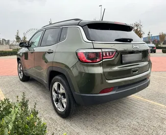 Noleggio Jeep Compass. Auto Comfort, Crossover per il noleggio in Armenia ✓ Cauzione di Deposito di 445 USD ✓ Opzioni assicurative RCT, CDW, FDW, All'estero.