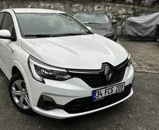 Vista frontale di un noleggio Renault Taliant a Istanbul, Turchia ✓ Auto #8989. ✓ Cambio Automatico TM ✓ 0 recensioni.