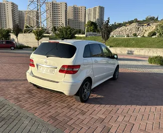 Mercedes-Benz B-Class 2008 disponibile per il noleggio a Yerevan, con limite di chilometraggio di illimitato.