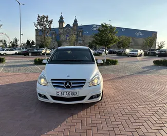 Noleggio auto Mercedes-Benz B-Class #9121 Automatico a Yerevan, dotata di motore 1,7L ➤ Da Artak in Armenia.