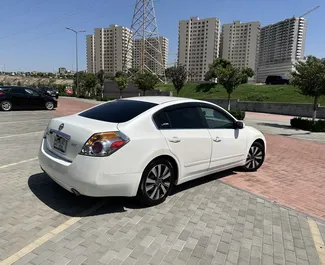 Noleggio Nissan Altima. Auto Comfort, Premium per il noleggio in Armenia ✓ Cauzione di Senza deposito ✓ Opzioni assicurative RCT.