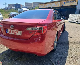 Motore Benzina da 3,5L di Toyota Camry 2014 per il noleggio a Tbilisi.