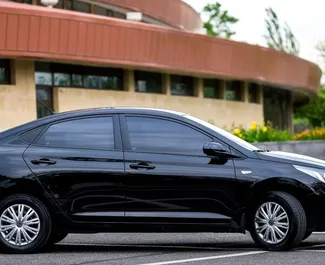 Noleggio auto Hyundai Solaris 2018 in Armenia, con carburante Benzina e 100 cavalli di potenza ➤ A partire da 31 USD al giorno.