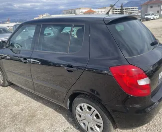 Noleggio auto Skoda Fabia 2010 in Albania, con carburante Benzina e 77 cavalli di potenza ➤ A partire da 20 EUR al giorno.