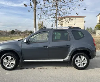 Noleggio auto Dacia Duster 2015 in Albania, con carburante Diesel e 109 cavalli di potenza ➤ A partire da 23 EUR al giorno.