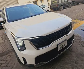 Noleggio auto Kia Sorento #8963 Automatico a Dubai, dotata di motore 2,5L ➤ Da Jose negli Emirati Arabi Uniti.