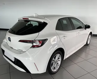 Noleggio auto Toyota Corolla 2020 in Spagna, con carburante Ibrido e 122 cavalli di potenza ➤ A partire da 24 EUR al giorno.