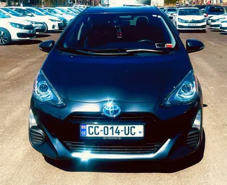 Noleggio auto Toyota Prius C #9558 Automatico all'aeroporto di Tbilisi, dotata di motore 1,5L ➤ Da Beka in Georgia.