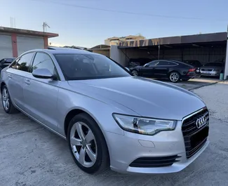 Vista frontale di un noleggio Audi A6 all'aeroporto di Tirana, Albania ✓ Auto #9498. ✓ Cambio Automatico TM ✓ 0 recensioni.