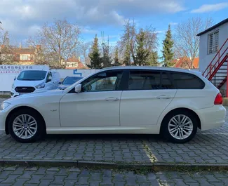 Noleggio BMW 3-series Touring. Auto Comfort, Premium per il noleggio in Cechia ✓ Cauzione di Deposito di 400 EUR ✓ Opzioni assicurative RCT, CDW, SCDW, FDW, Furto, All'estero, Senza deposito.