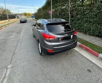 Noleggio auto Hyundai Tucson 2013 in Albania, con carburante Benzina e 120 cavalli di potenza ➤ A partire da 40 EUR al giorno.